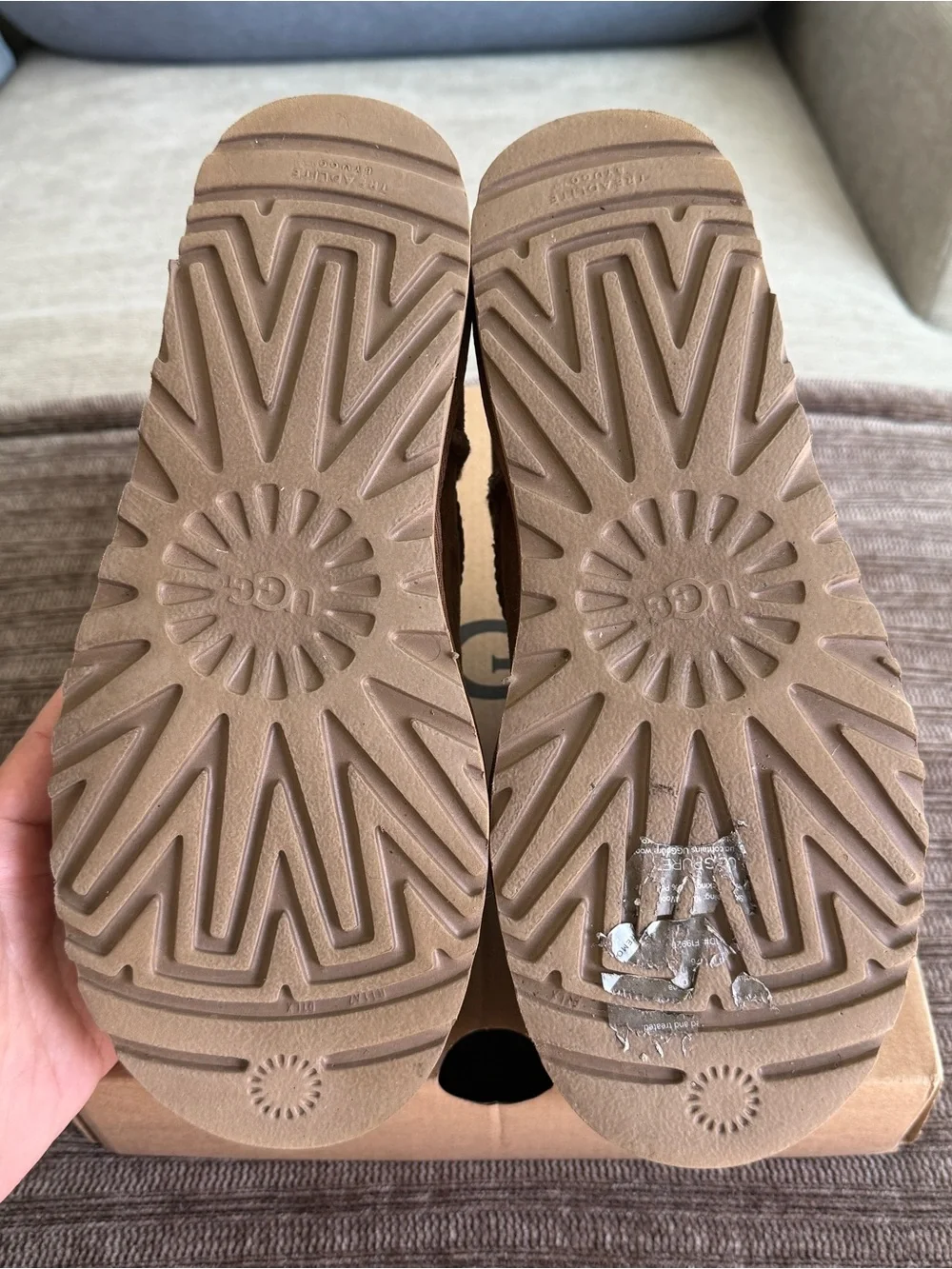 UGG Ultra Mini Boot - Picture 6 of 6